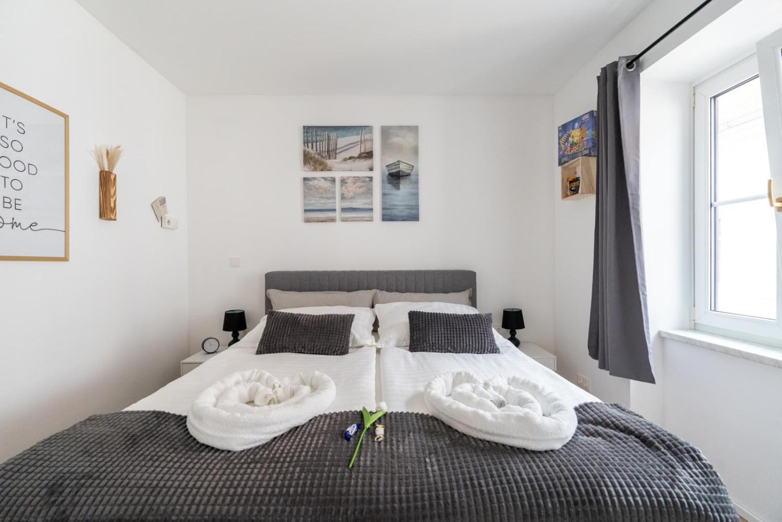 Wachau Oasis - Elegance With A Private Terrace Apartment Mautern Exterior photo